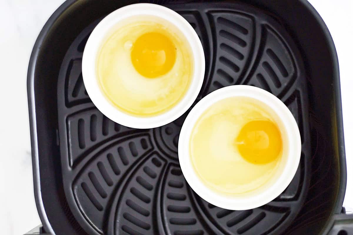 Fried Eggs In The Air Fryer Air Fryer Dinners